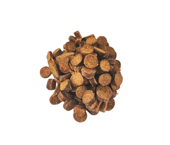 Dehydrated sliced chicken sausage treats